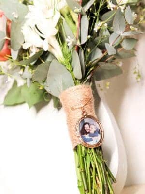 Relicário  Oval para lapela - Imagem 2