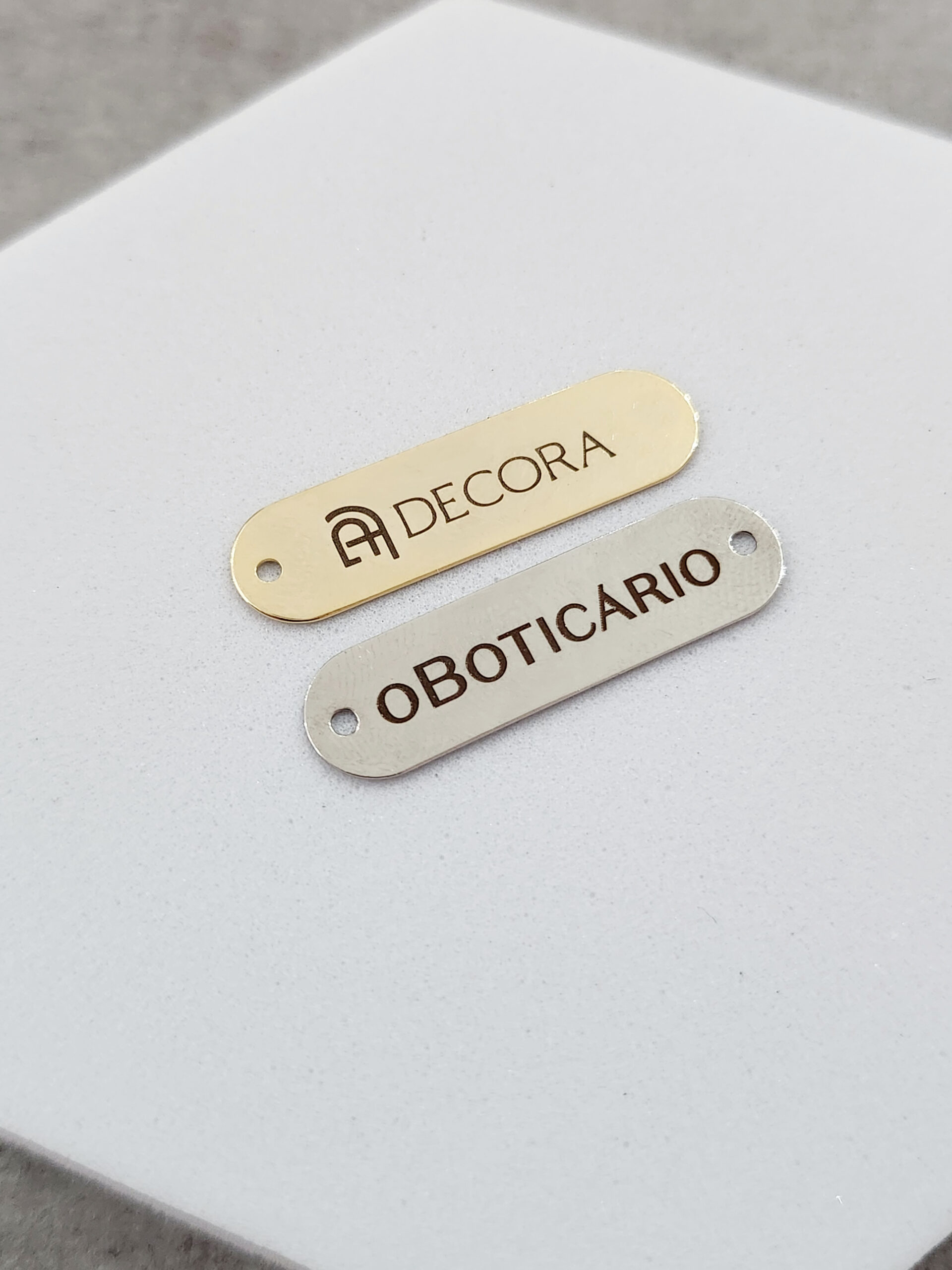 20230602_131648 Etiqueta retangular arredondada 2,9 x 0,8 cm - Linha Laser - Imagem 1