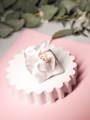 Pingente Anjinho Orando - 2,0cm - Imagem 2