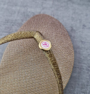 Pin de chinelo 1,5 cm - Linha Resina - à partir de 40 unidades