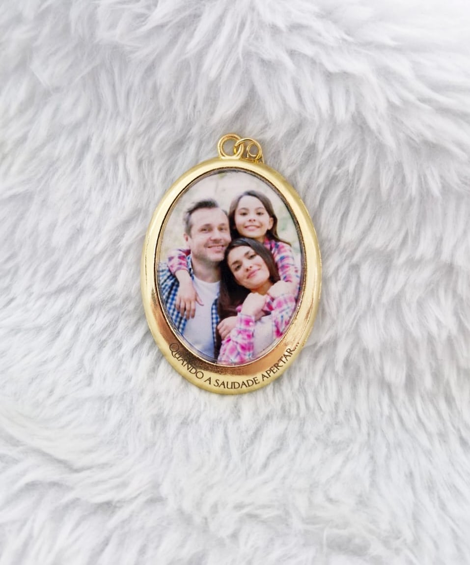 1 Relicário Oval com gravação a laser - Imagem 1