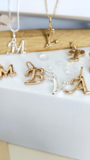 Colar Letra - Imagem 2