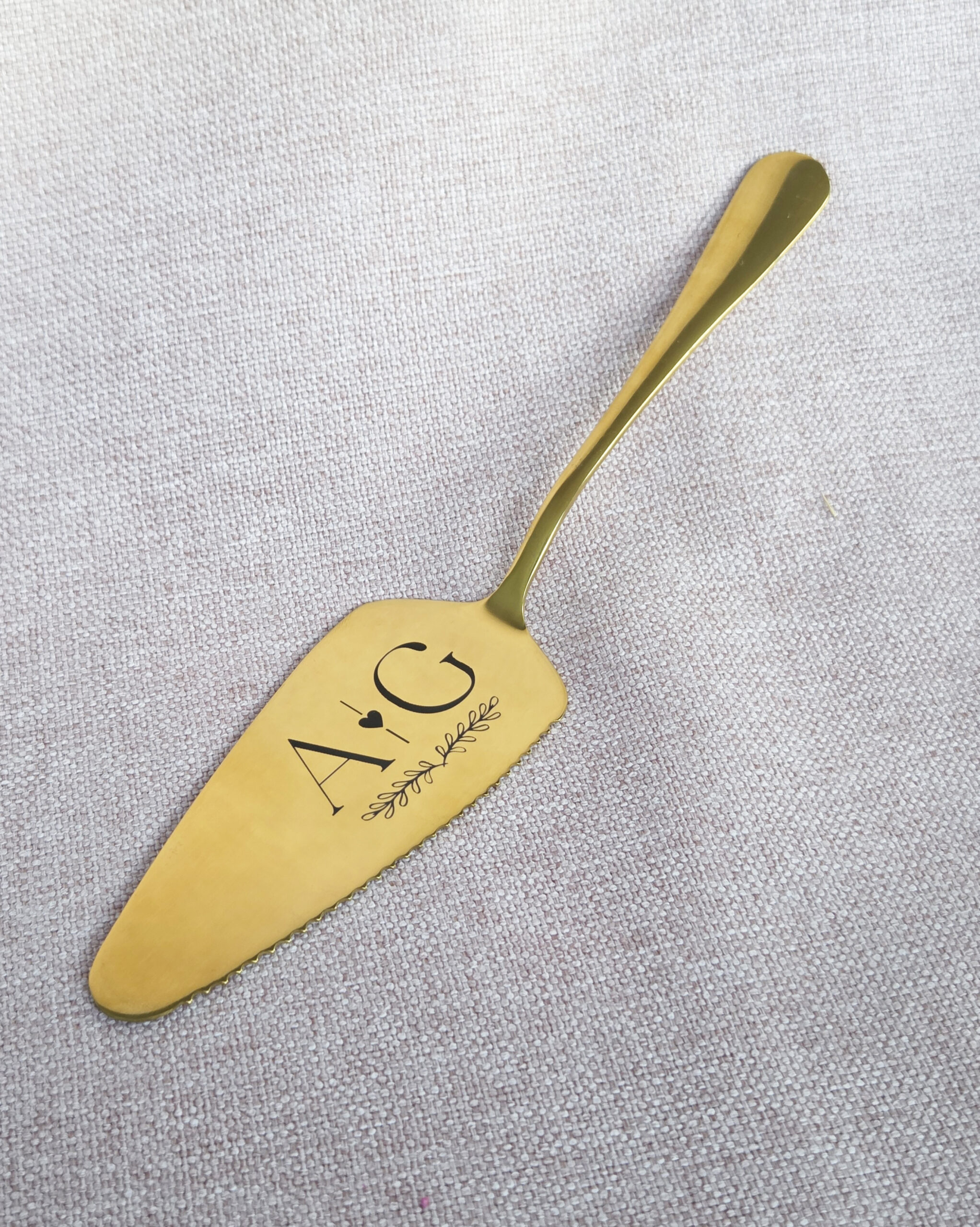 20260827_151033 Espátula de Bolo Personalizada - Linha Laser - Imagem 1