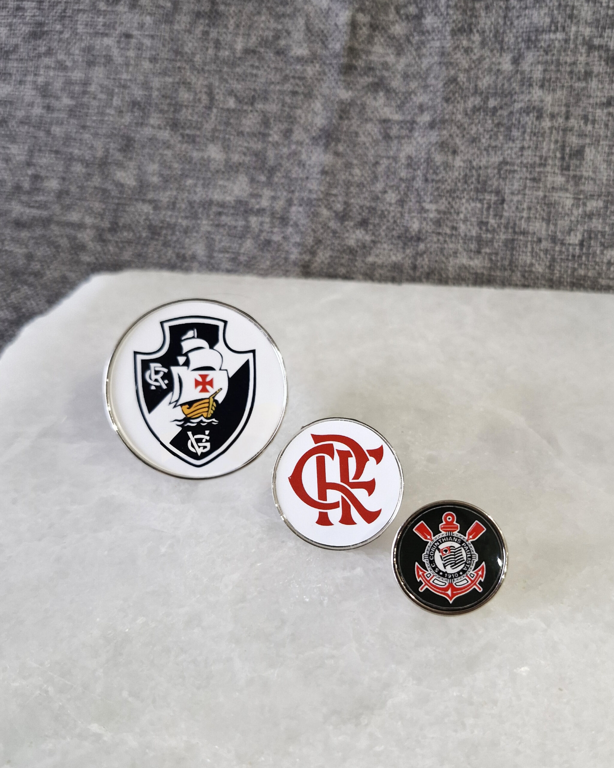 br9ochee Broche Colorido Resinado - à partir de 25 unidades - Imagem 1